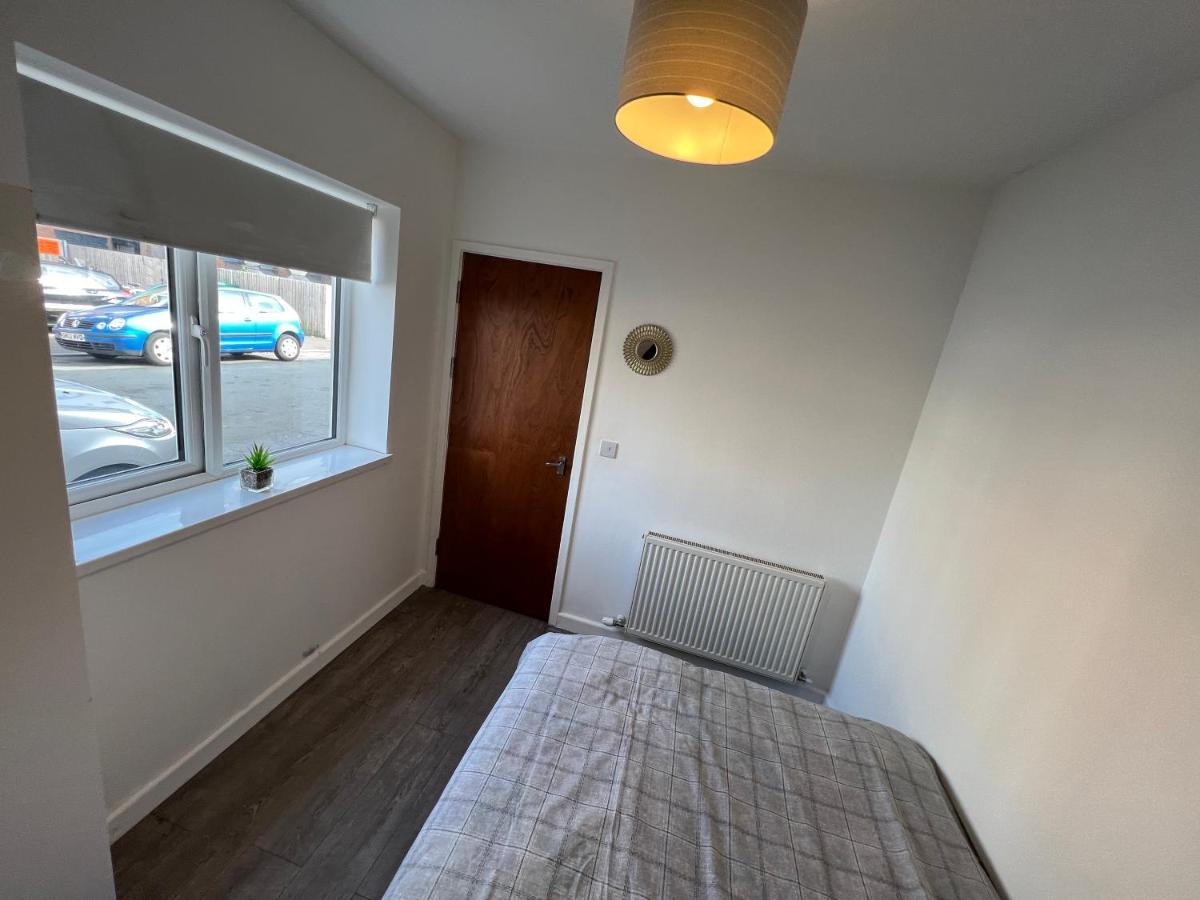 A Spacious Flat Cardiff Extérieur photo